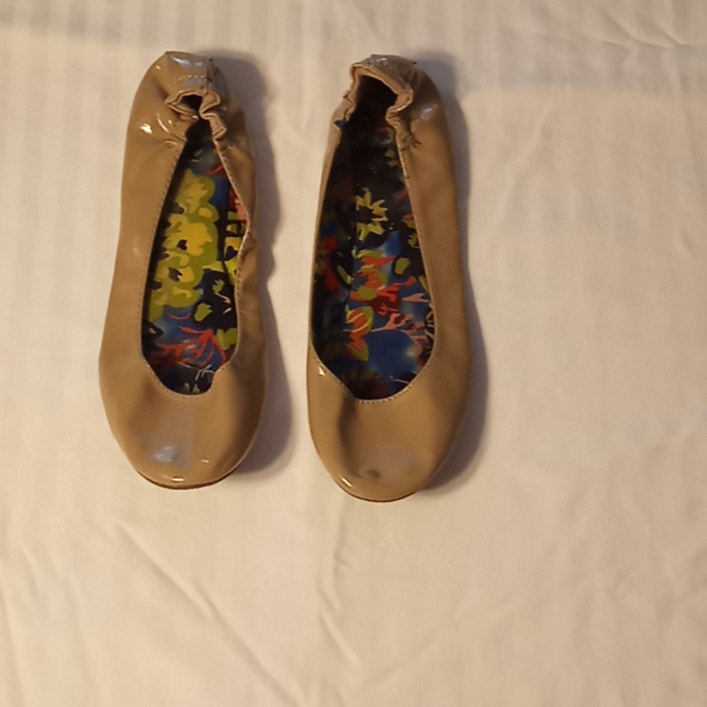 Tan ballet flats